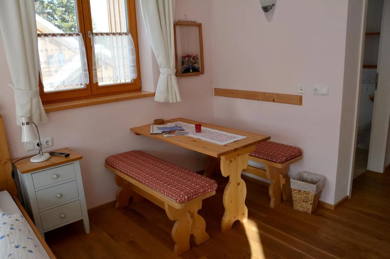 Gaestehaus Wild-Schuetz Schwangau Bed & Breakfast