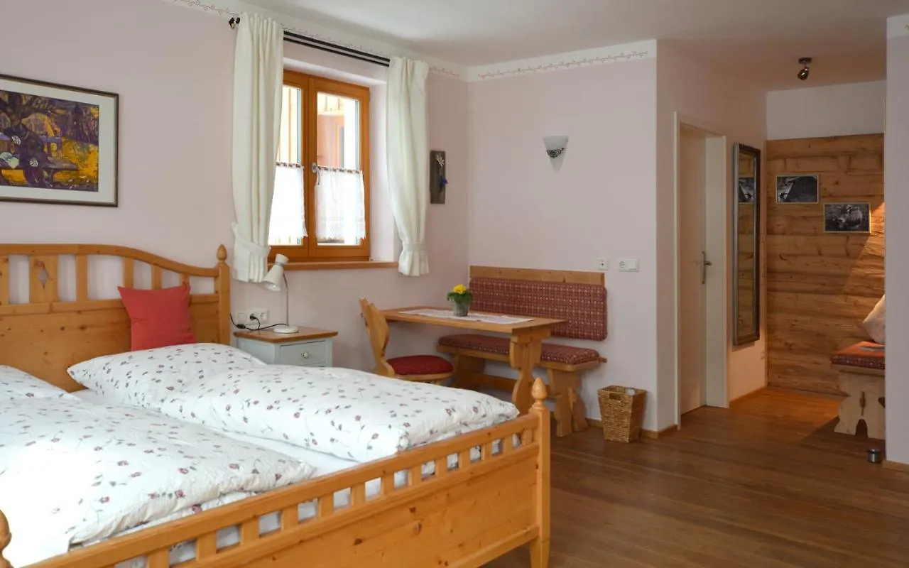 Bed & Breakfast Gaestehaus Wild-Schuetz Schwangau
